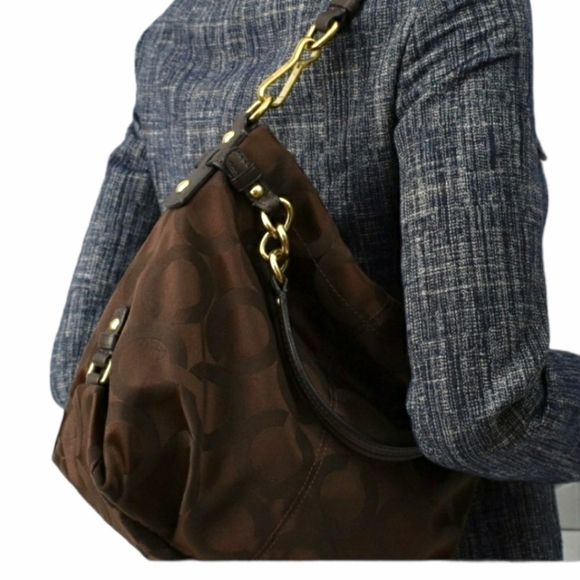 Coach Jacquard Purse, Great Condition! - Picture 4 of 6